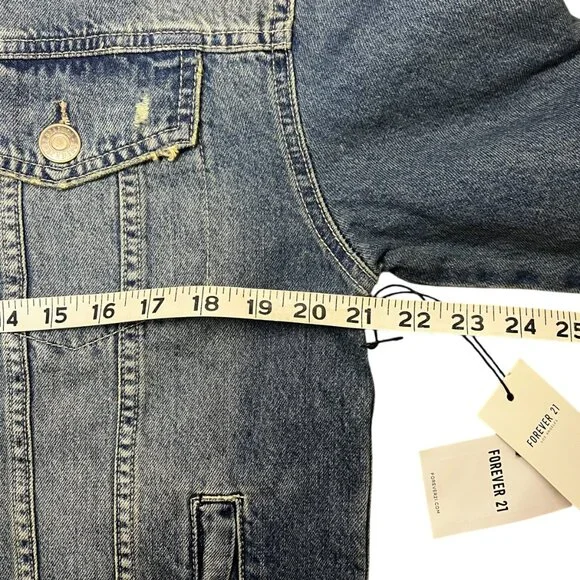 Distressed Forever 21 Jean Jacket NWT Size M - Picture 6 of 7